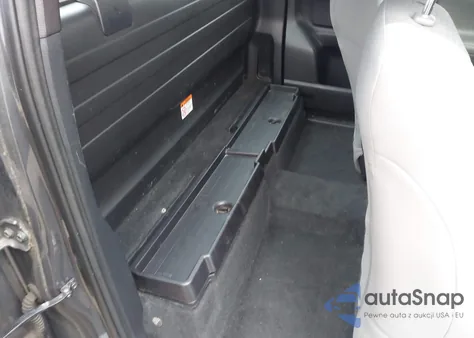 2018 Toyota Tacoma Sr z USA, uszkodzony, nr VIN 5TFSX5ENXJX063282